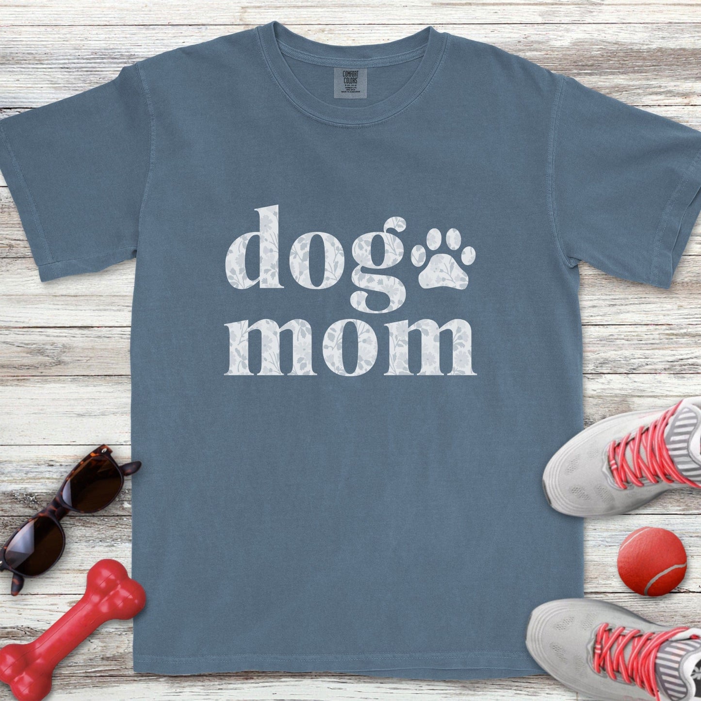 dog mom T-Shirt