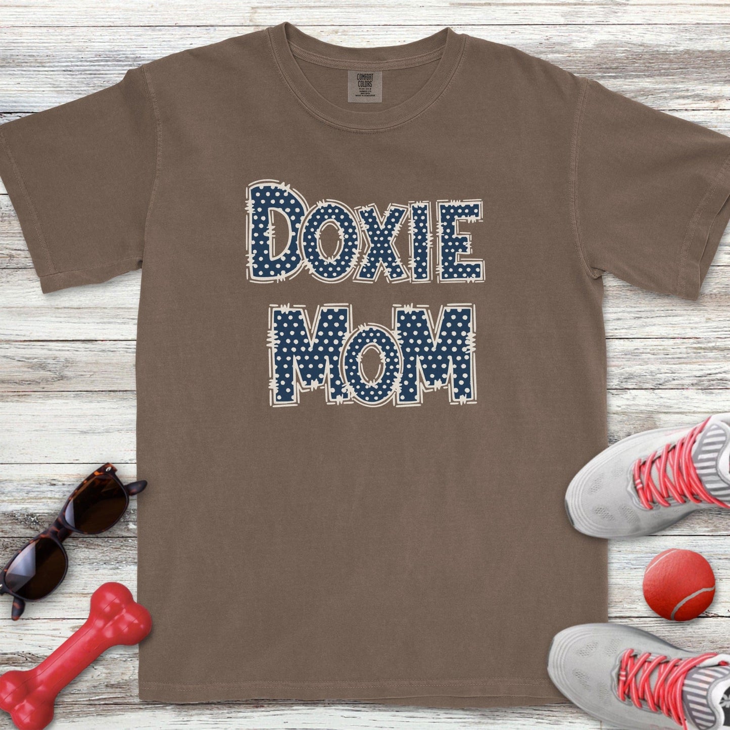 Polka Dot Doxie Mom T-Shirt