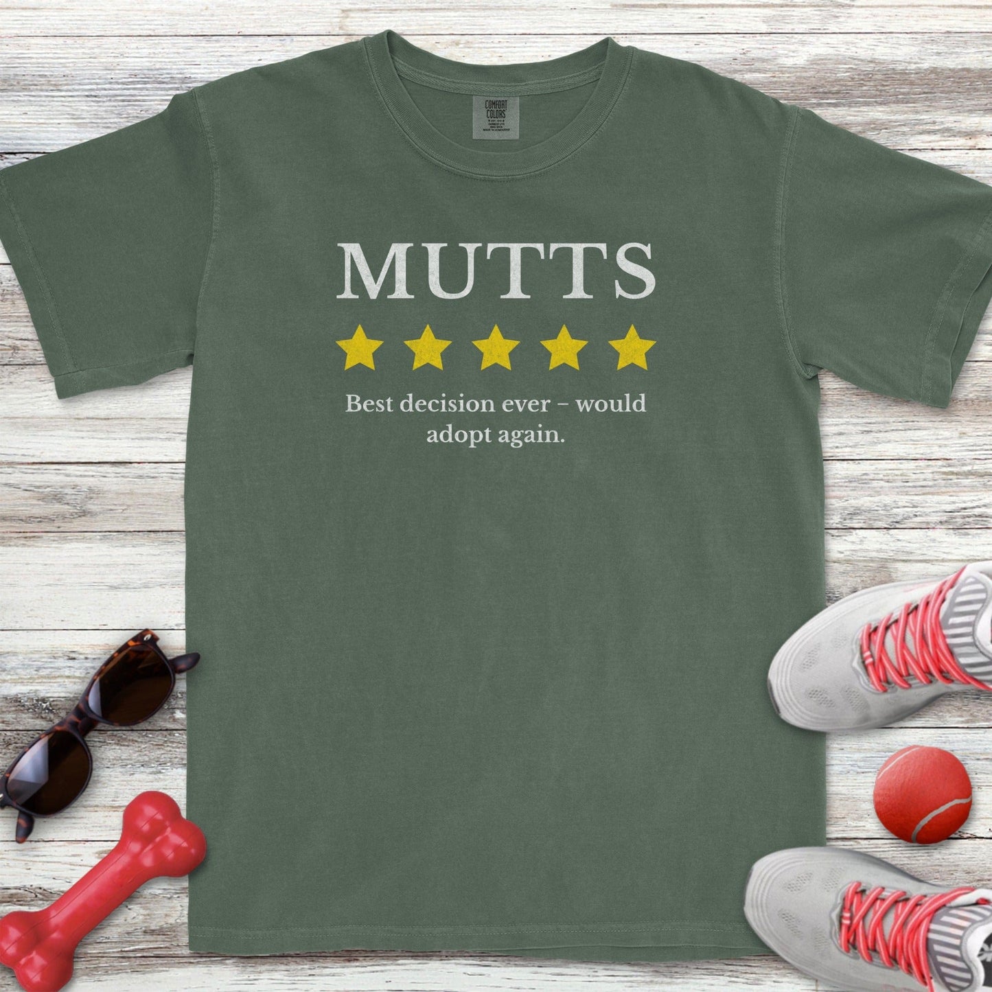 Mutts Review T-Shirt