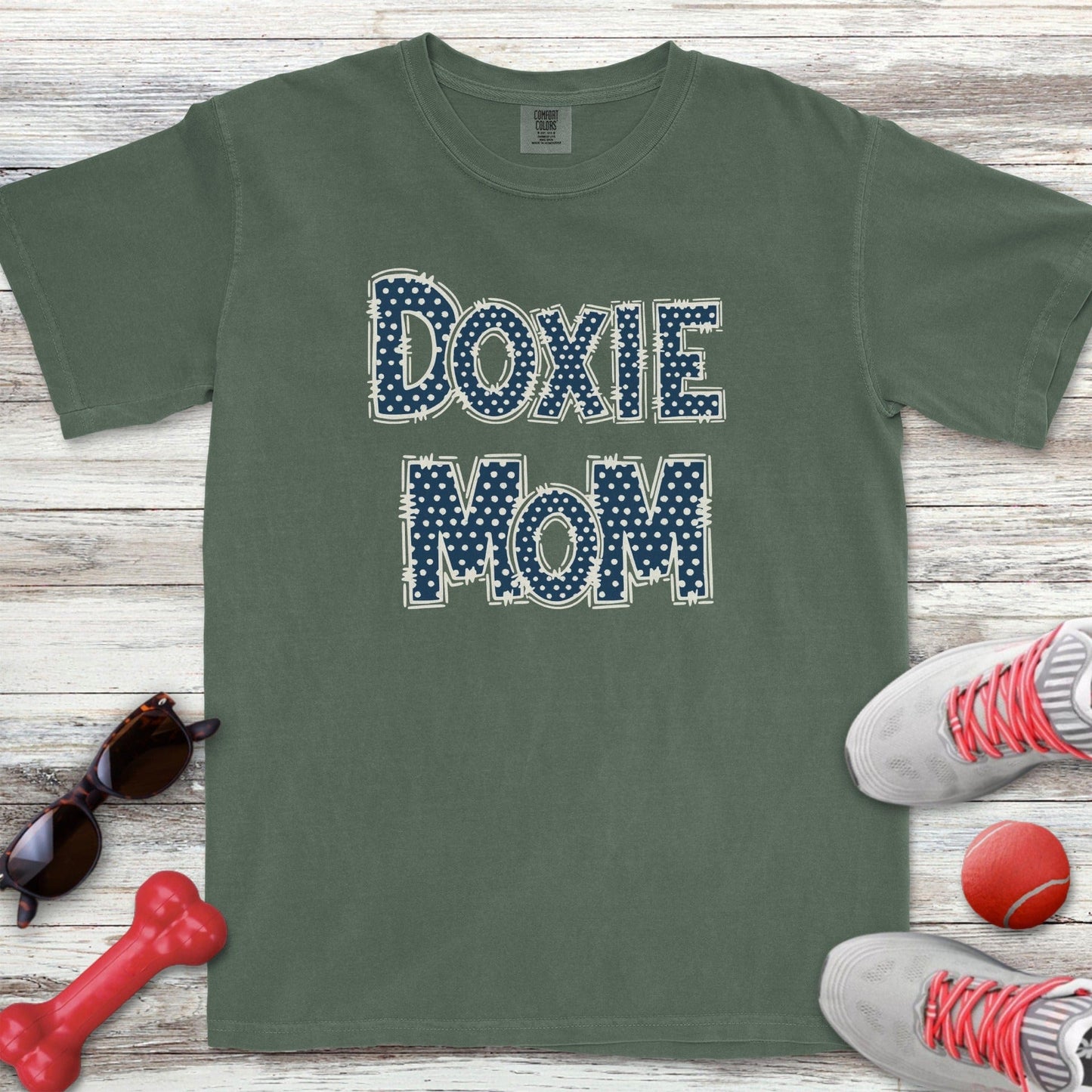 Polka Dot Doxie Mom T-Shirt
