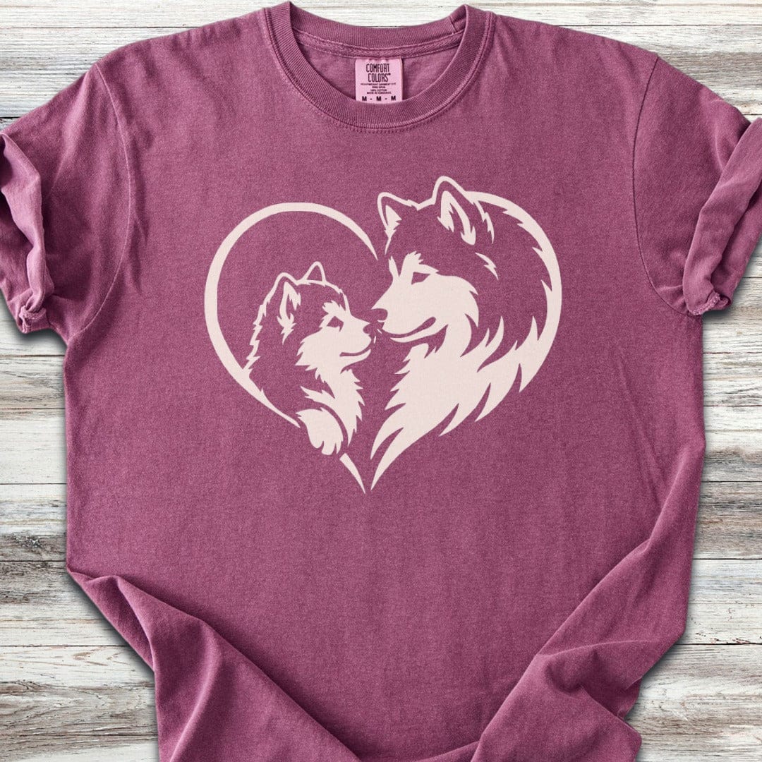 Alaskan Malamute Heart Bond T-Shirt