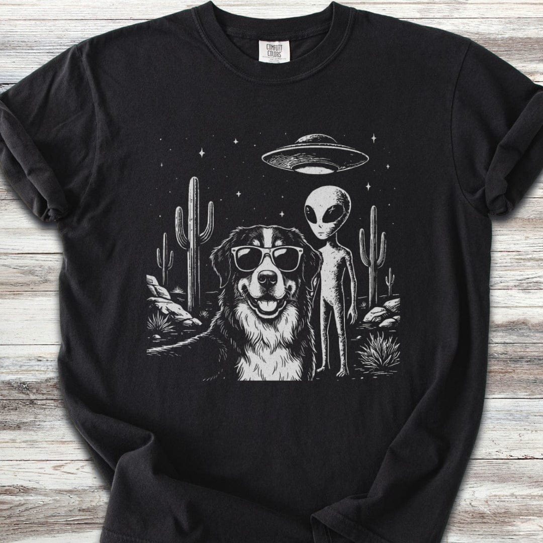 Bernese Mountain Dog Alien Selfie T-Shirt