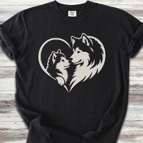 Alaskan Malamute Heart Bond T-Shirt
