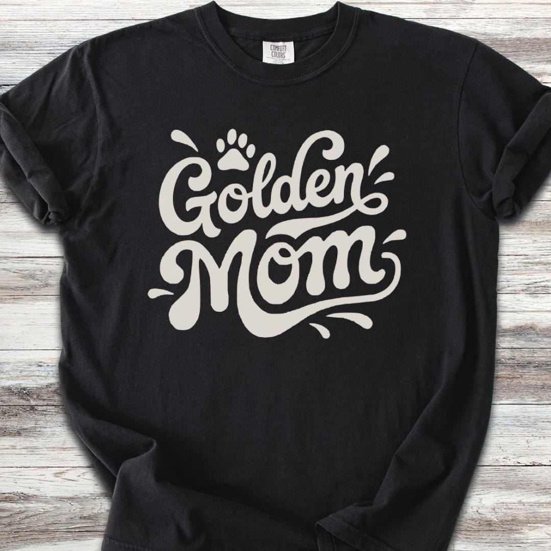 Golden Retriever Groovy Mom T-Shirt