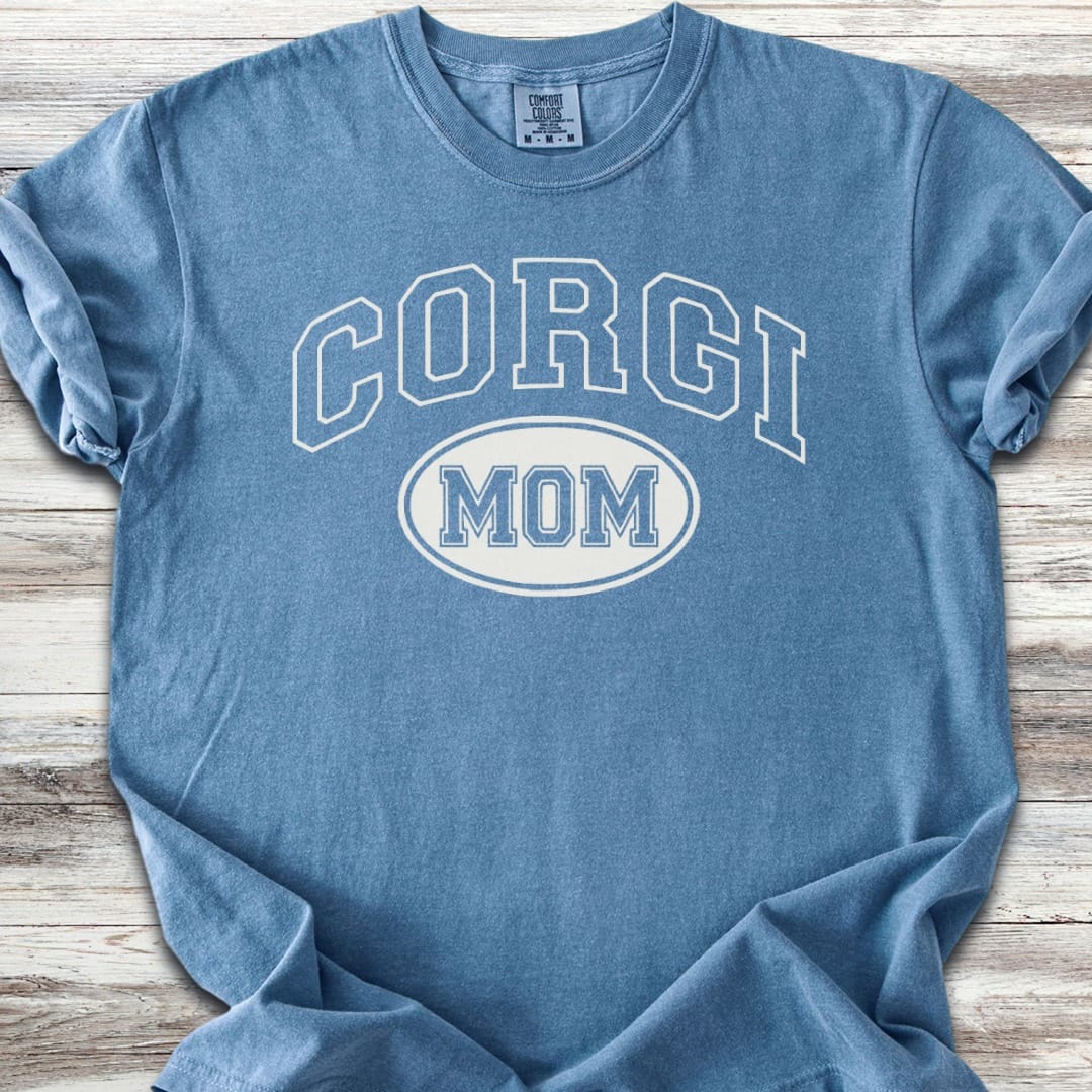 Corgi University Mom T-Shirt