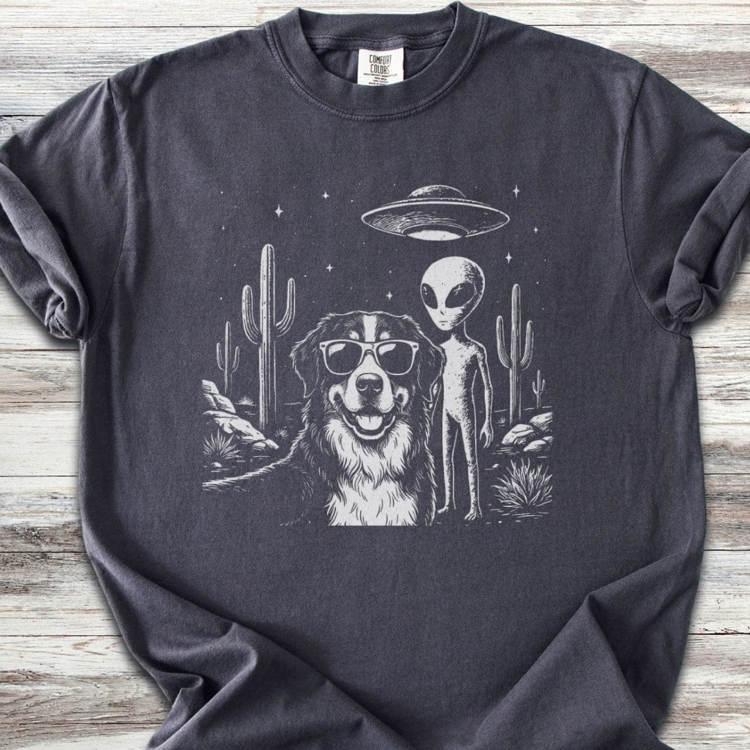 Bernese Mountain Dog Alien Selfie T-Shirt