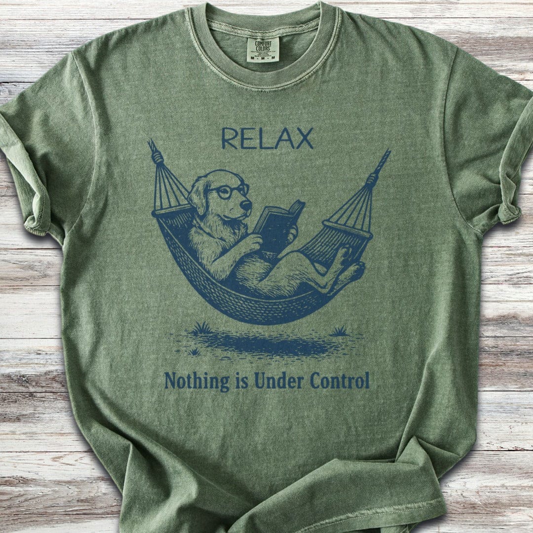 Golden Retriever Relax T-Shirt