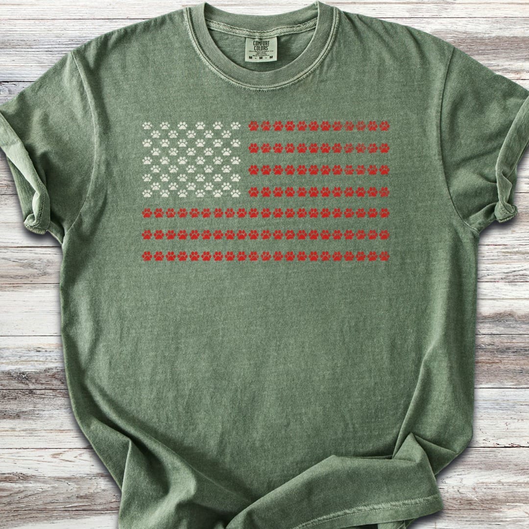 Vintage Red White & Paws Flag T-Shirt