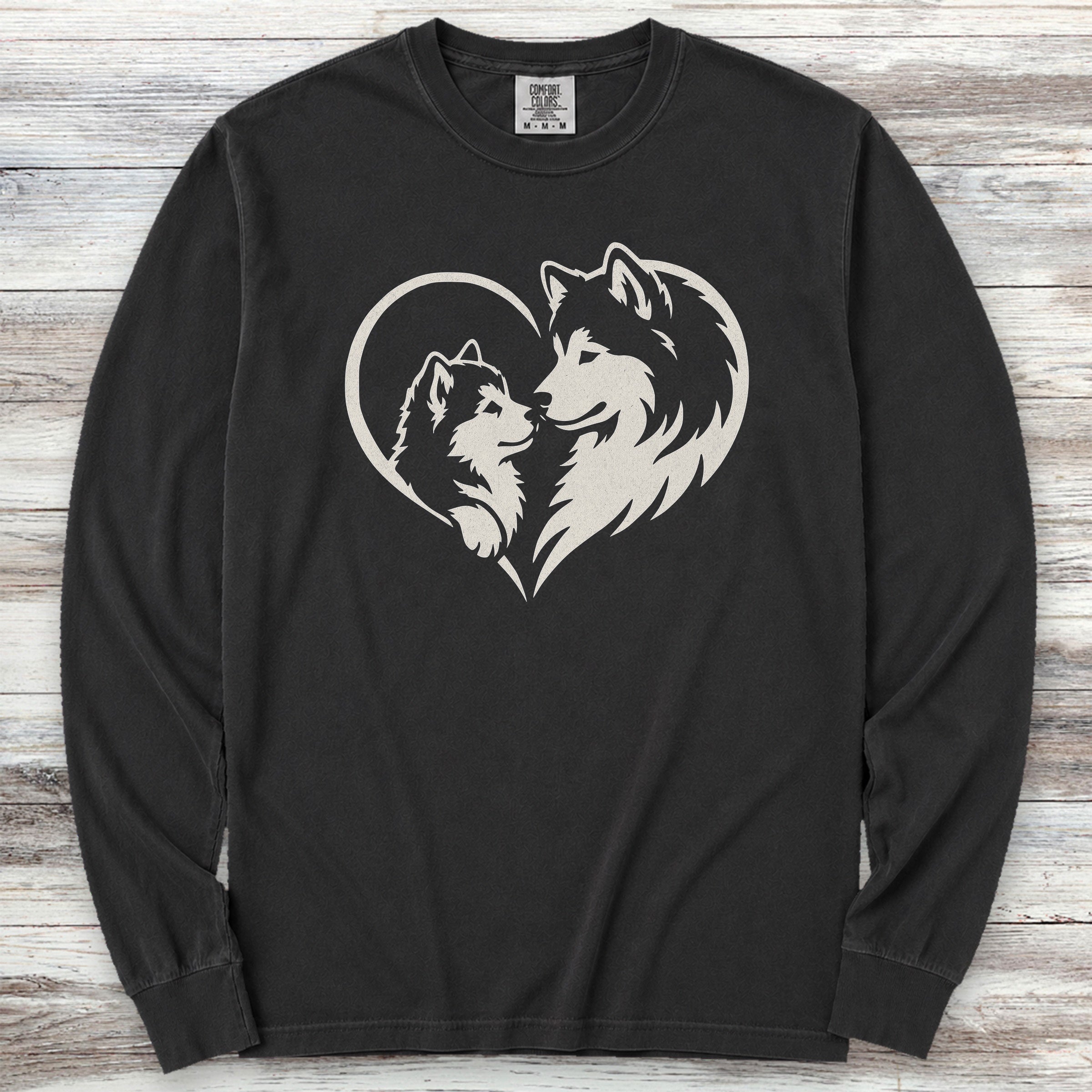 Alaskan Malamute Heart Bond Long Sleeve Tee - Black