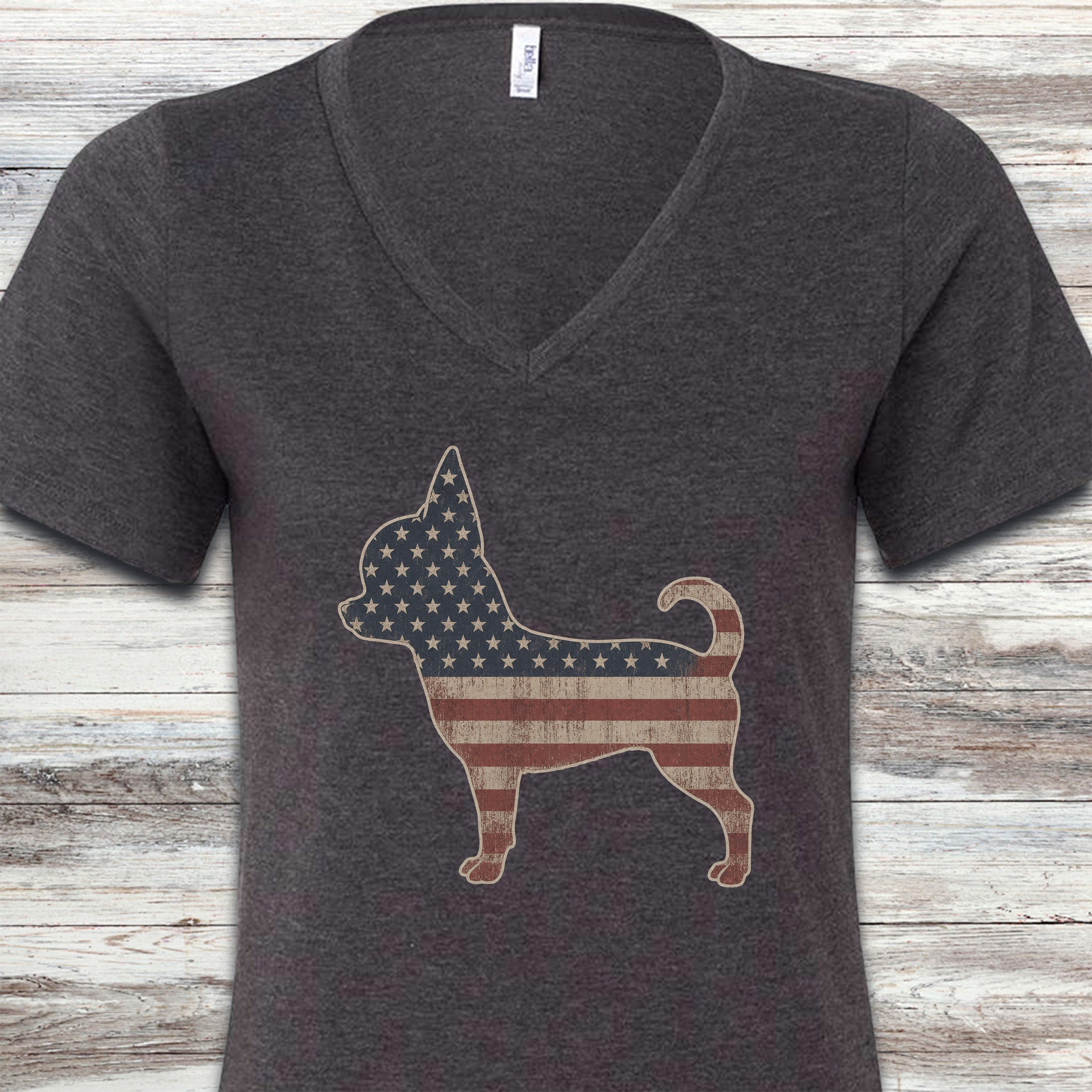 Chihuahua Vintage USA V-Neck Tee - Dark Grey Heather