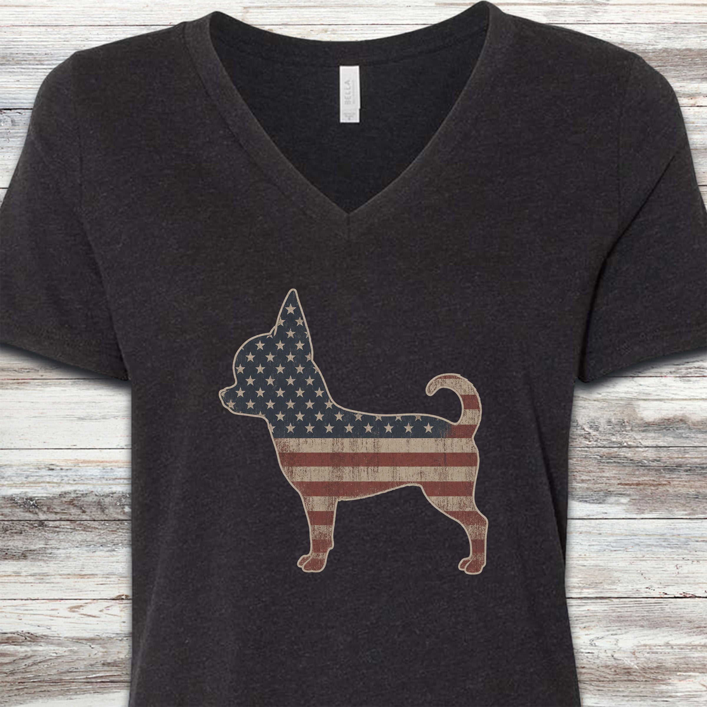 Chihuahua Vintage USA V-Neck Tee - Black Heather