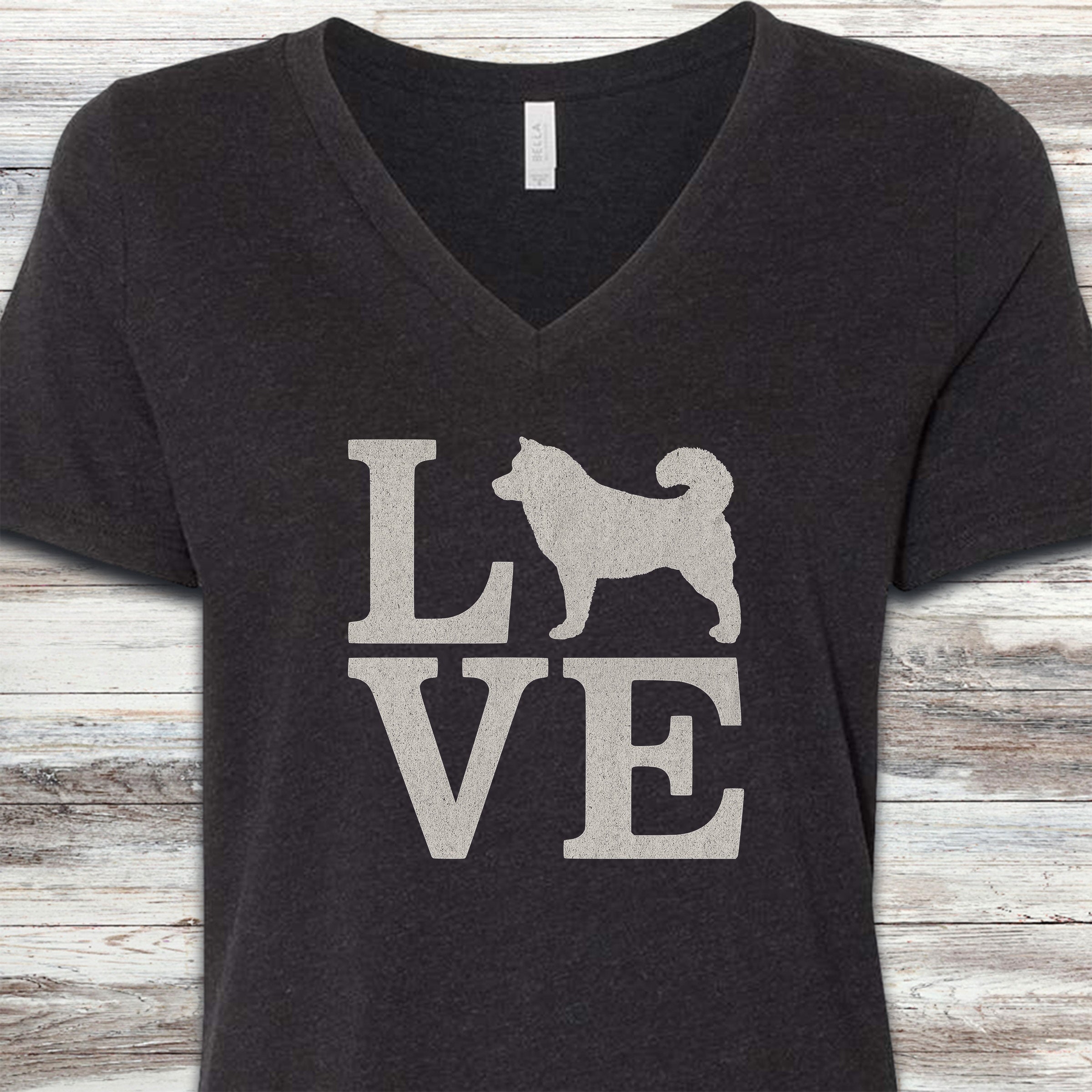 Malamute Love V-Neck Tee - Black Heather