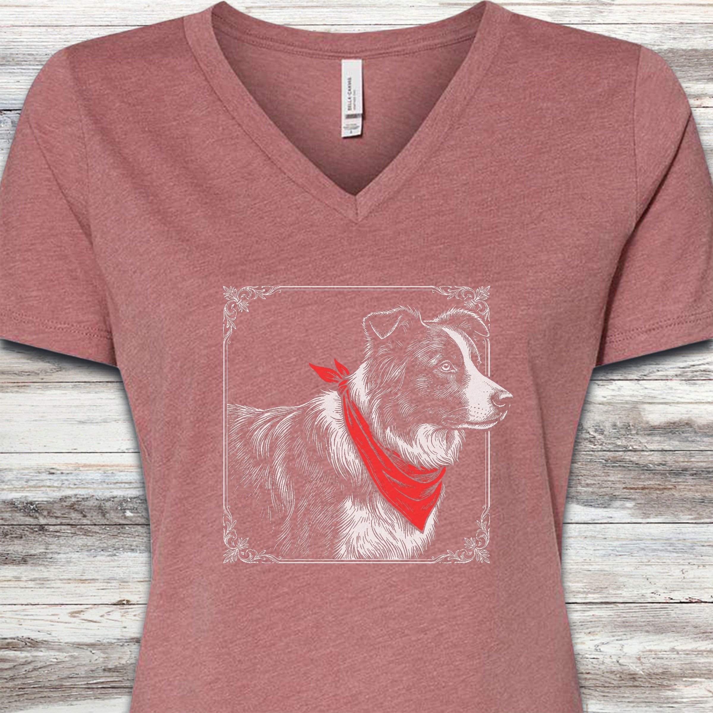 Border Collie Etching V-Neck Tee - Heather Mauve