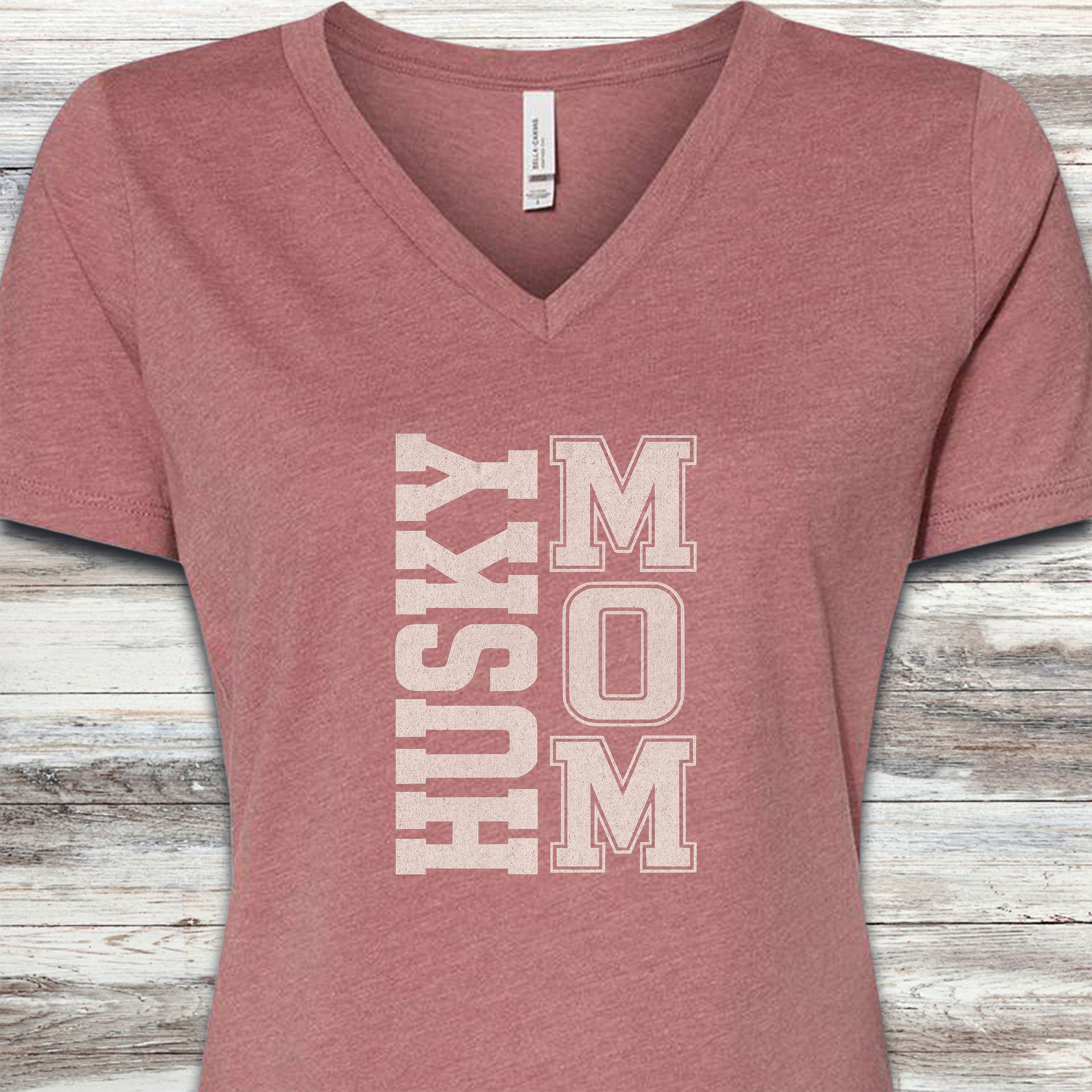 Husky Mom V-Neck Tee - Heather Mauve