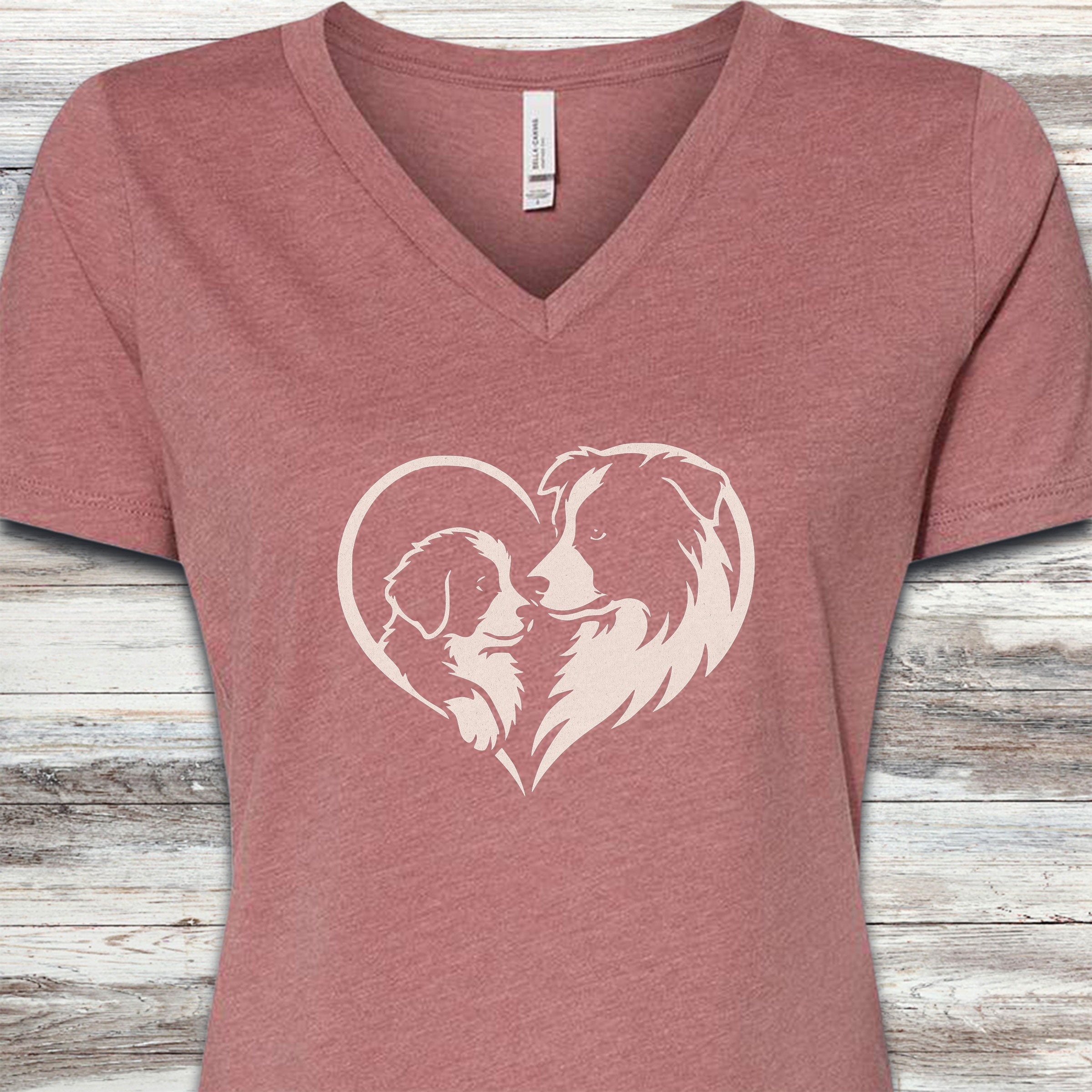 Border Collie Heart Bond V-Neck Tee - Heather Mauve