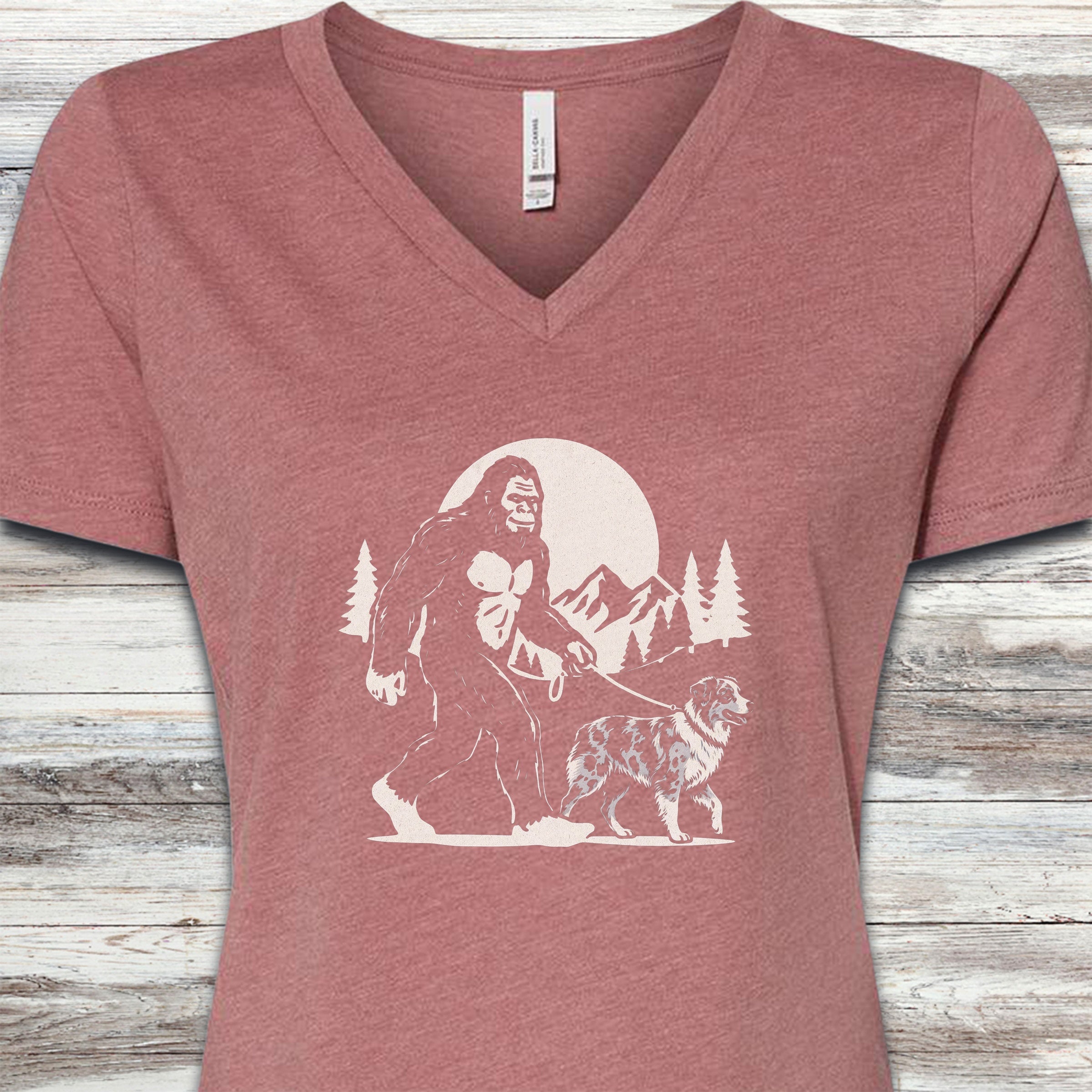 Australian Shepherd Merle Bigfoot V-Neck Tee - Heather Mauve
