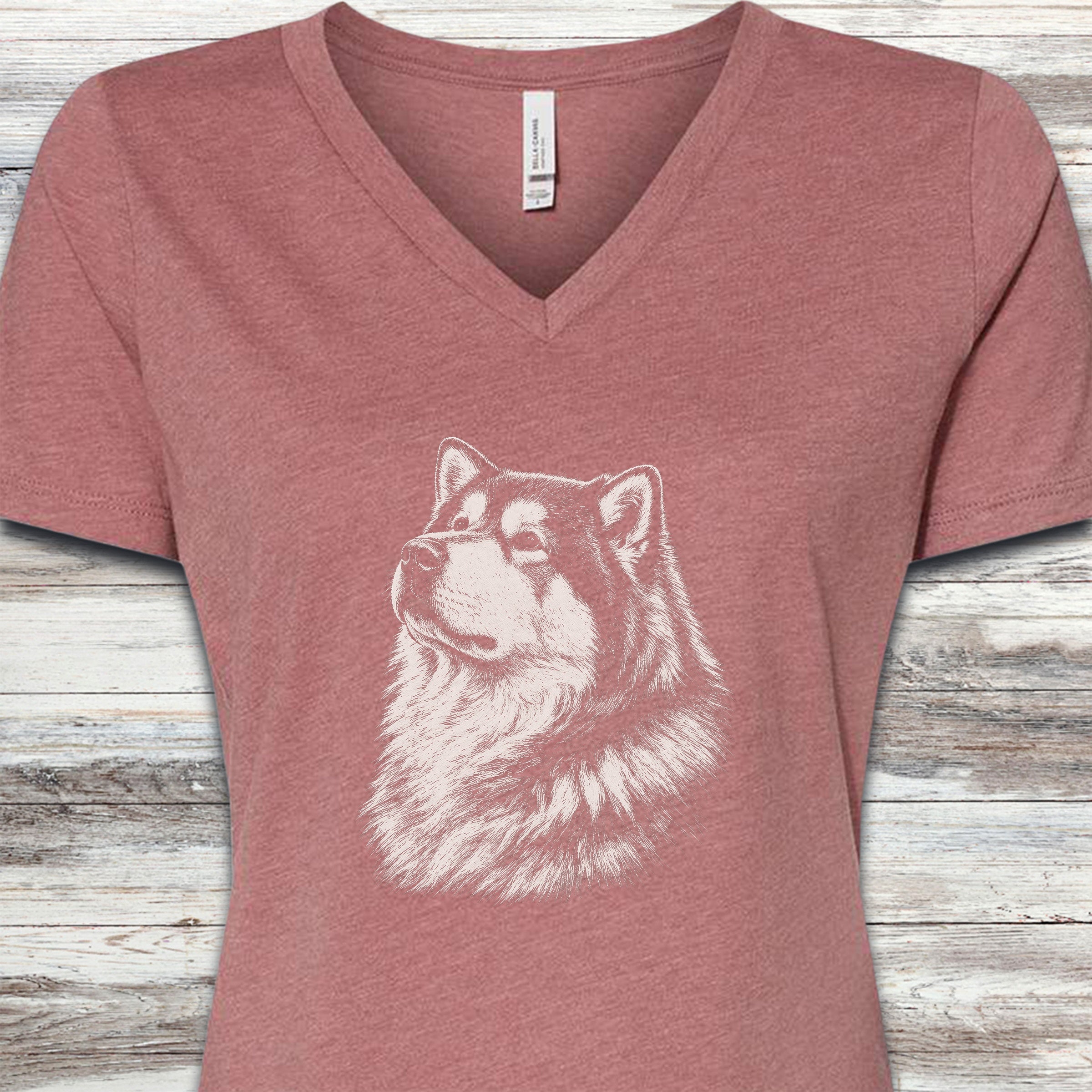 Alaskan Malamute Loyalty V-Neck Tee - Heather Mauve
