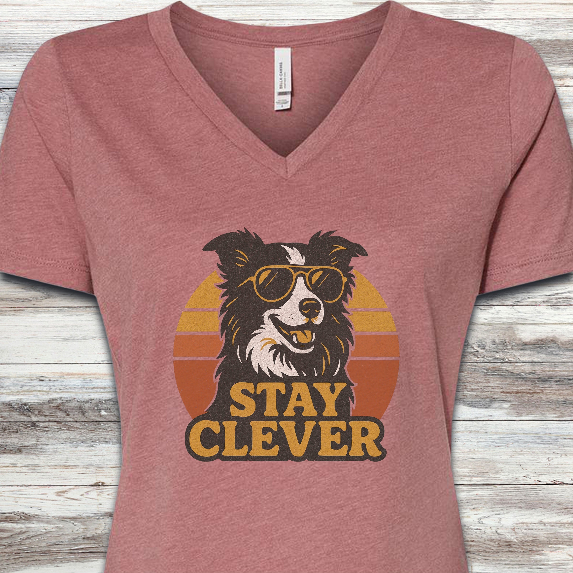 Border Collie Stay Clever V-Neck Tee - Heather Mauve