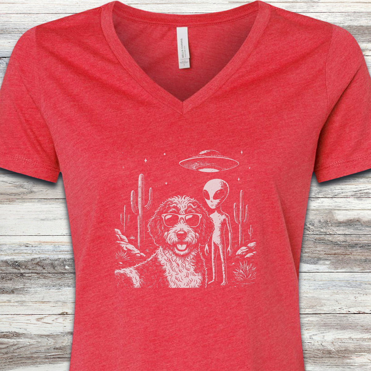 Bernedoodle Alien Selfie V-Neck Tee - Heather Red
