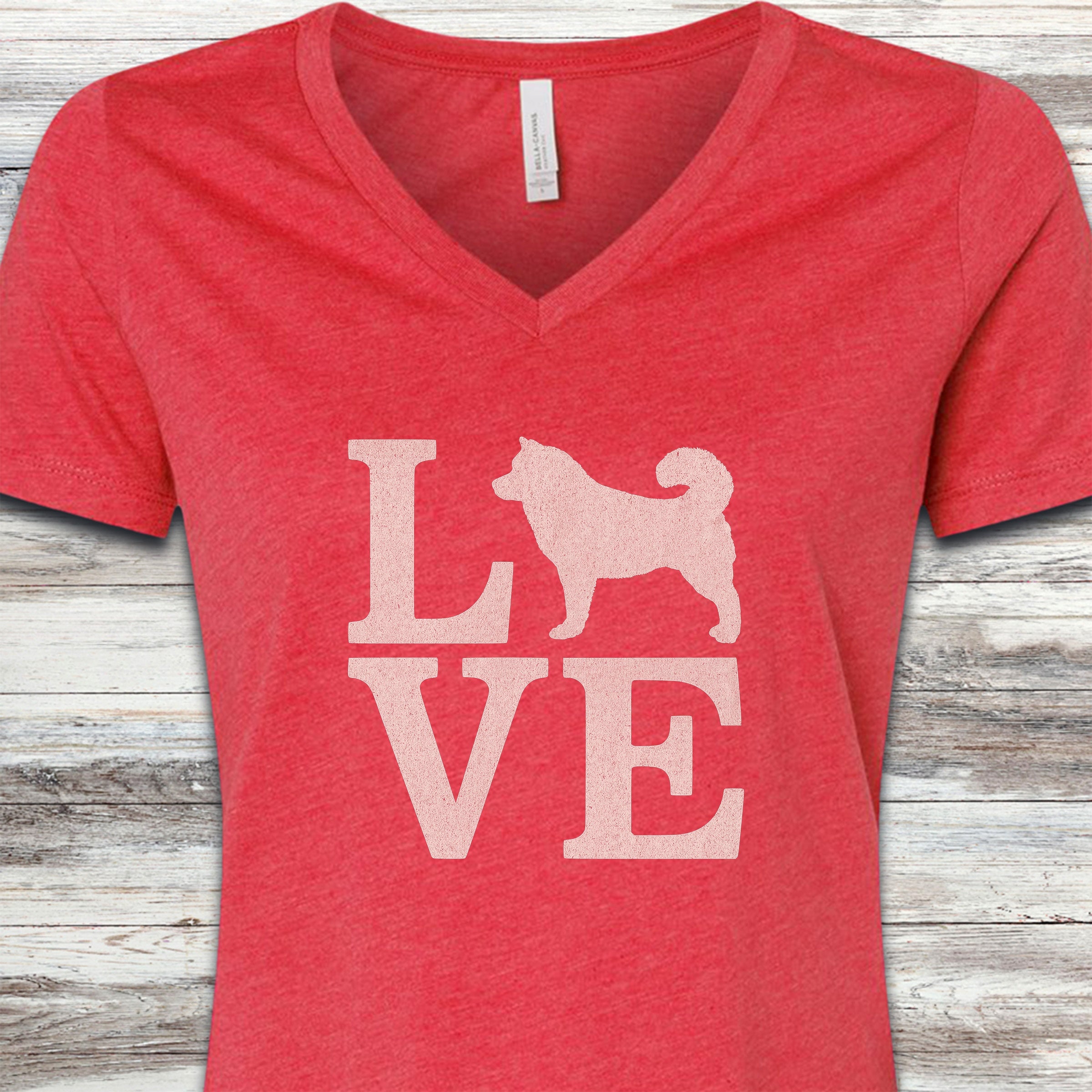 Malamute Love V-Neck Tee - Heather Red