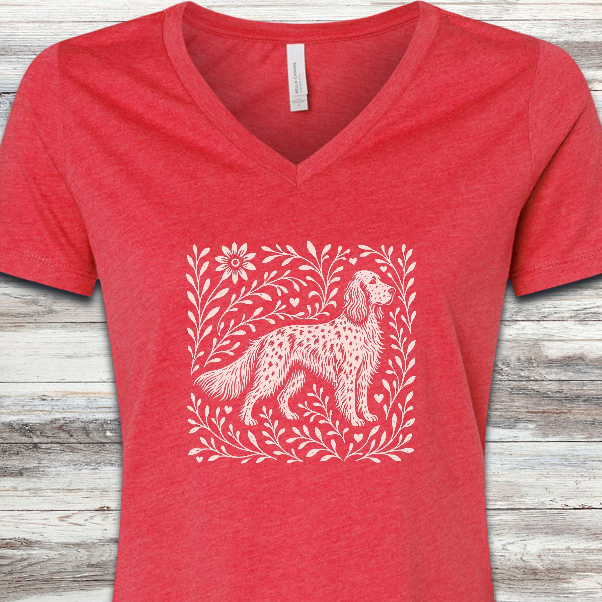 English Setter Linocut V-Neck Tee - Heather Red
