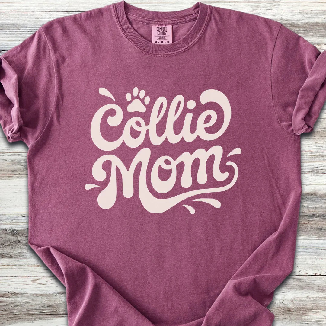Collie Groovy Mom T-Shirt