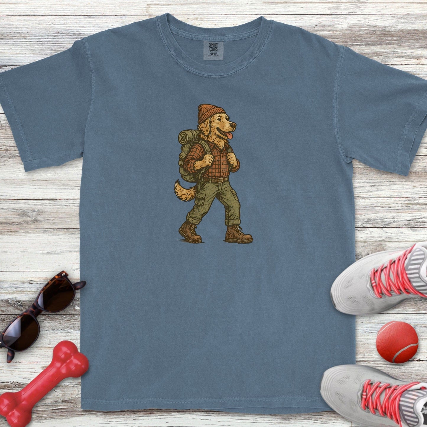 Hiking Golden Retriever T-Shirt