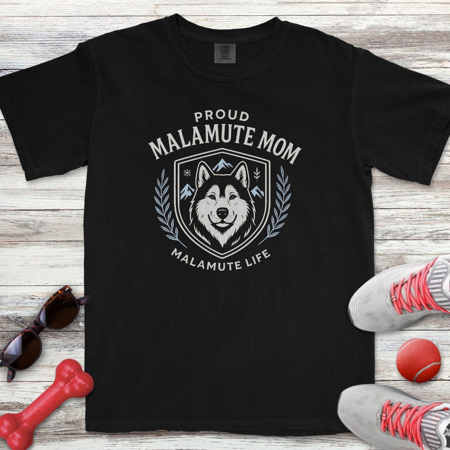 Malamute Mom T-Shirt