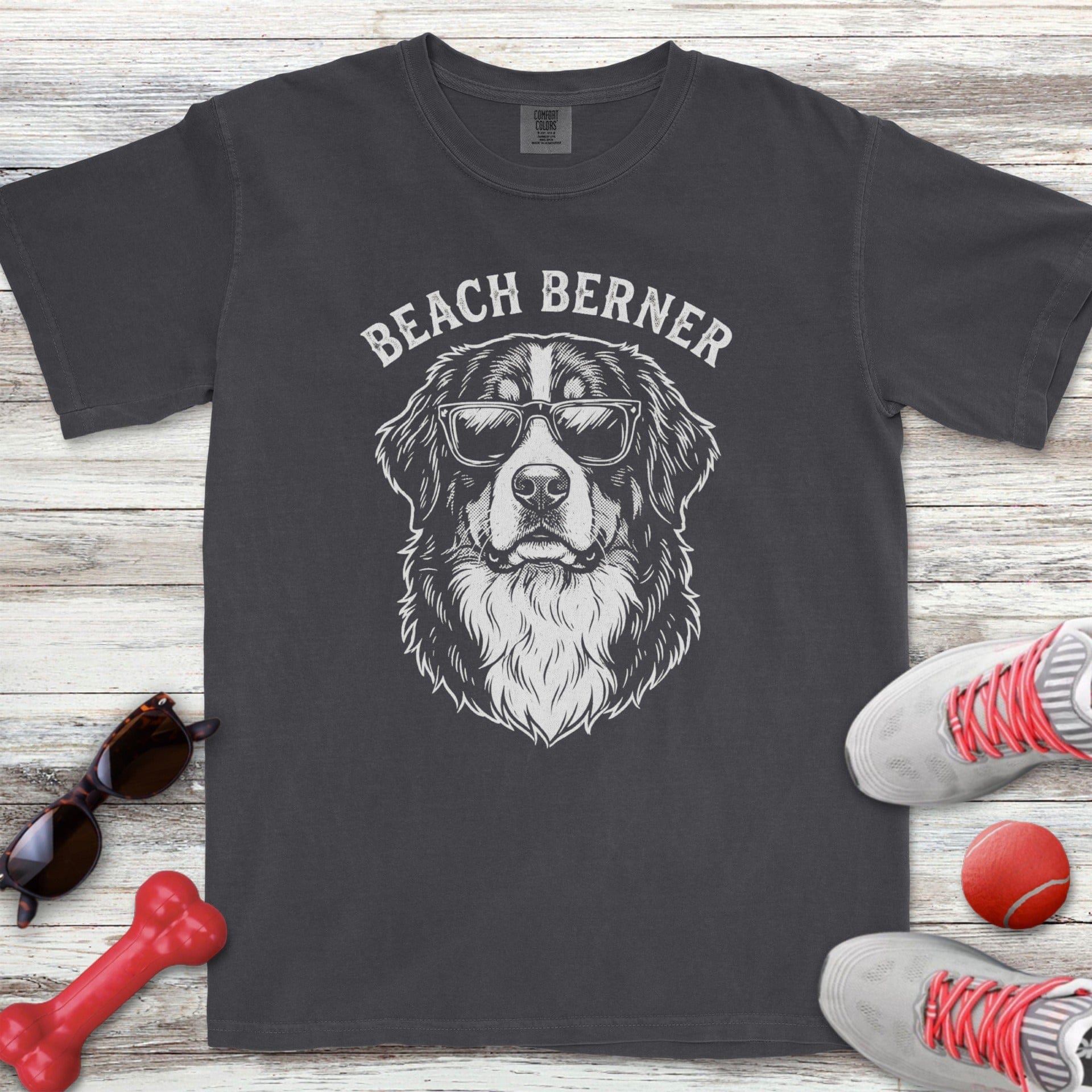 Bernese Mountain Dog Beach Berner T-Shirt