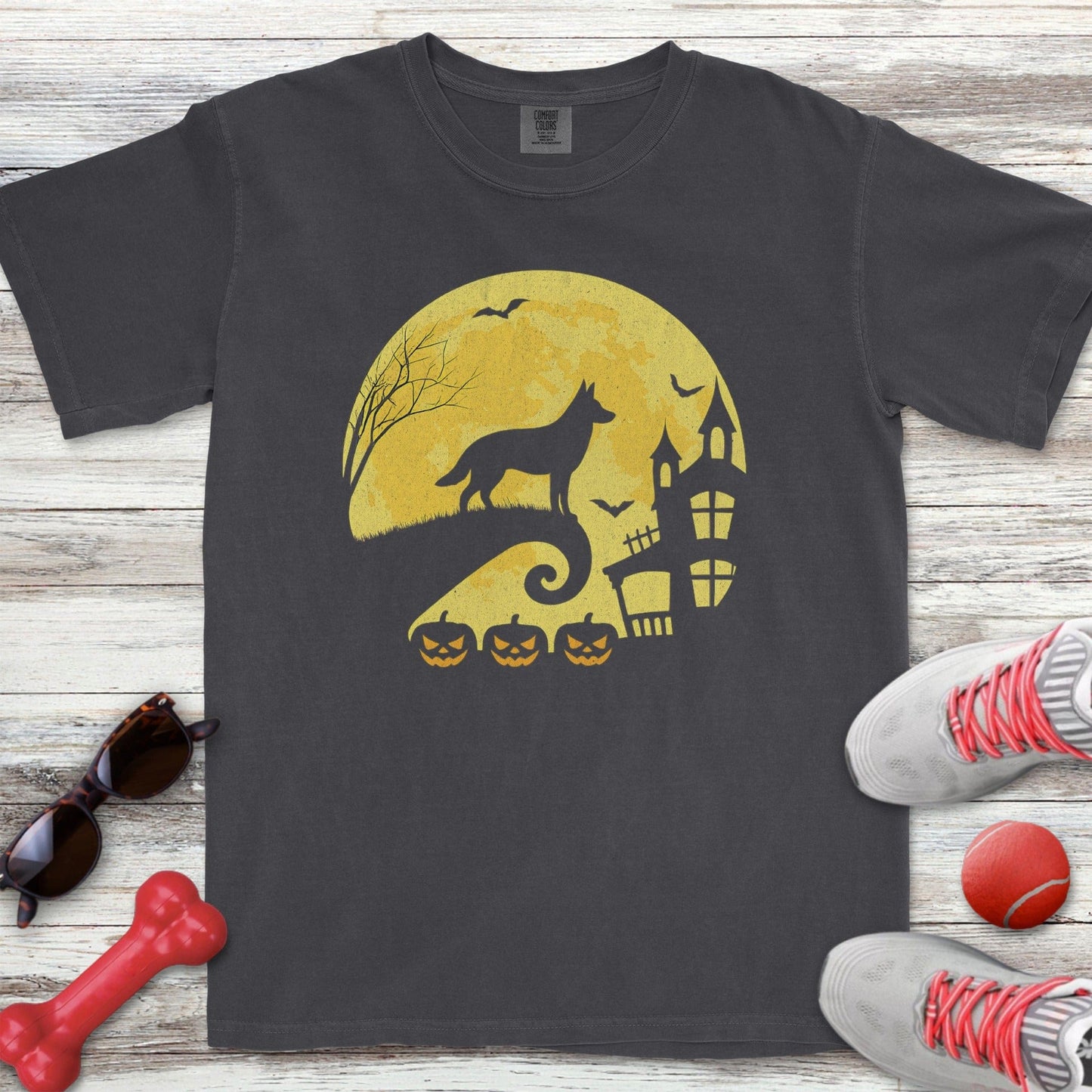 German Shepherd Halloween Moon T-Shirt