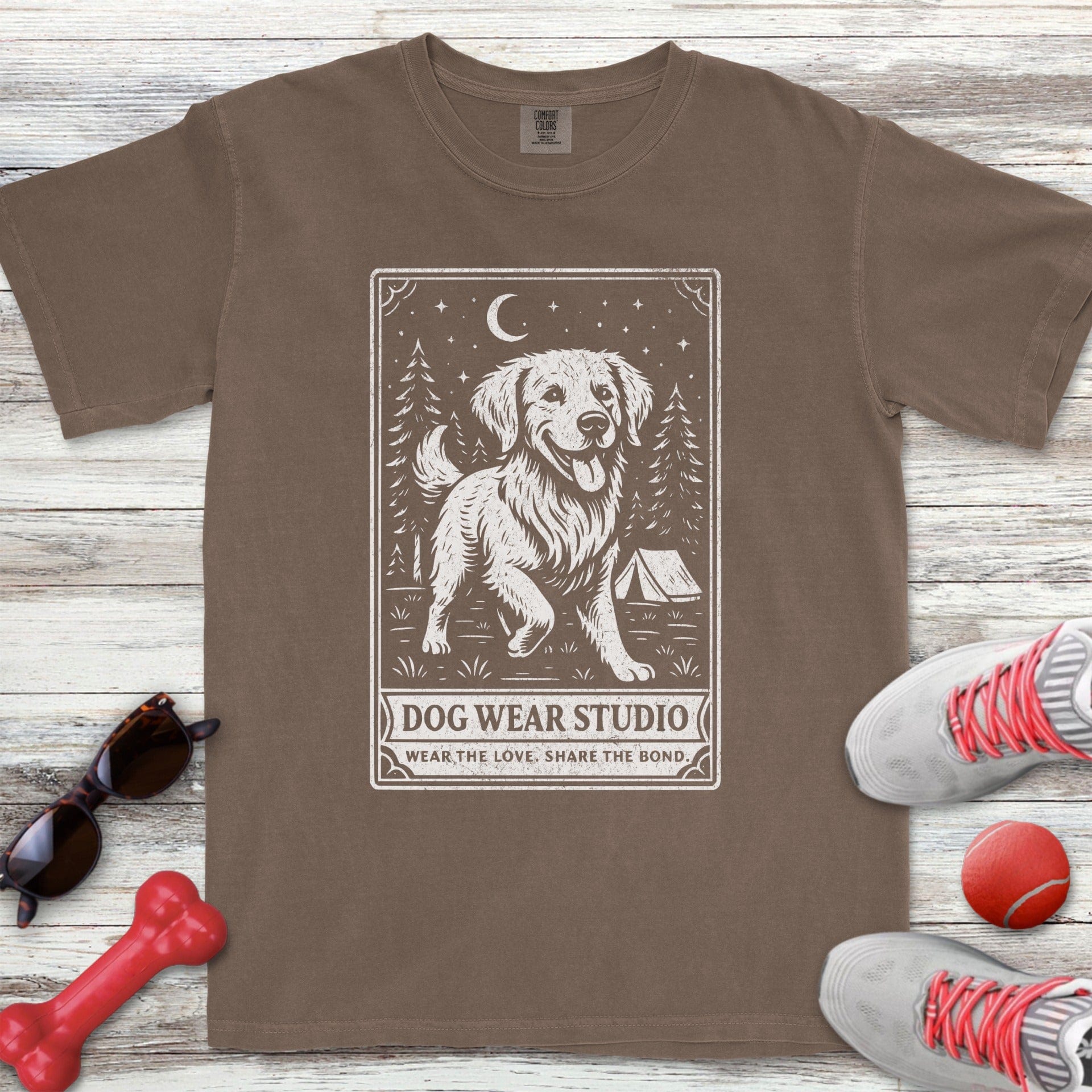 Studio Golden Retriever T-Shirt