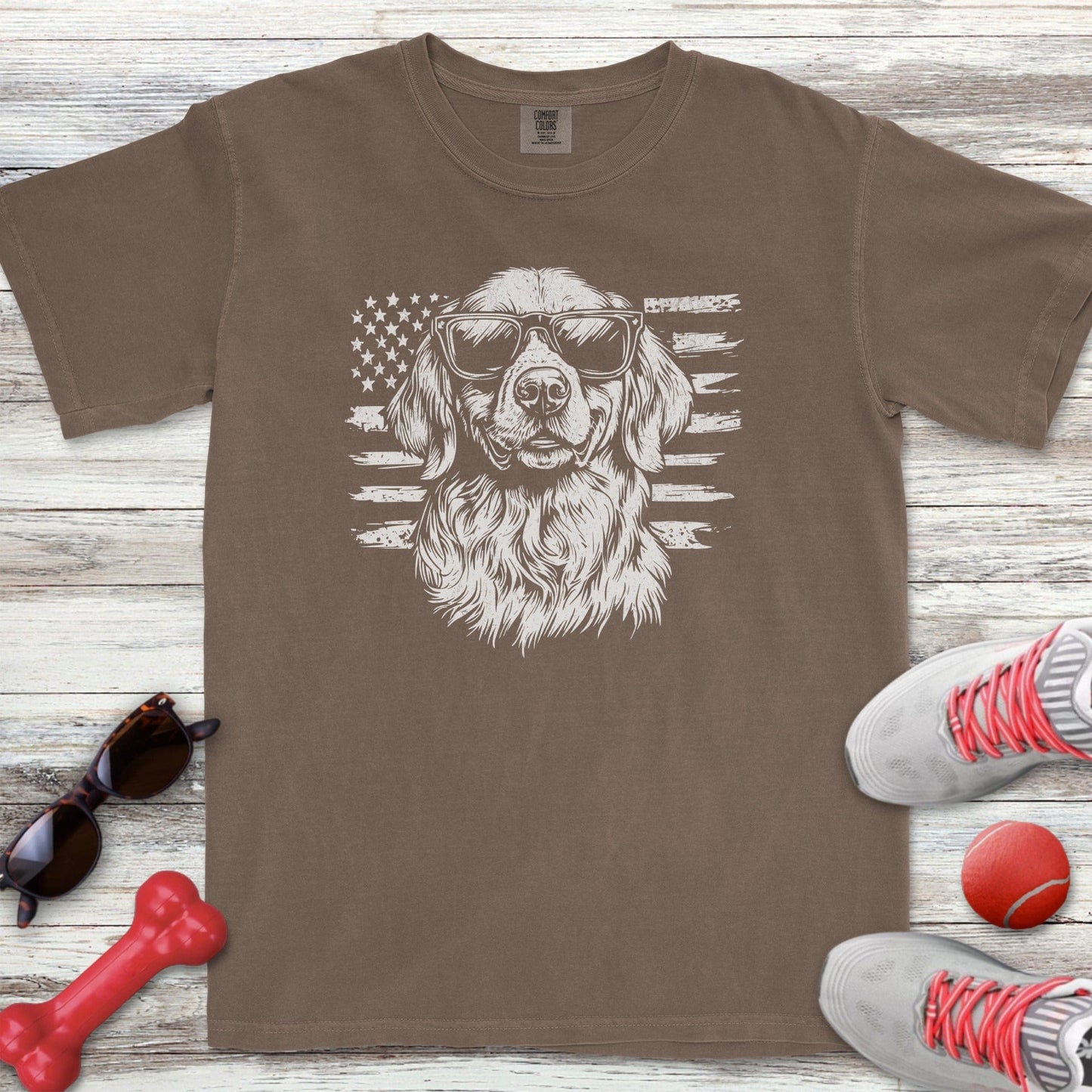 Golden Retriever Flag T-Shirt