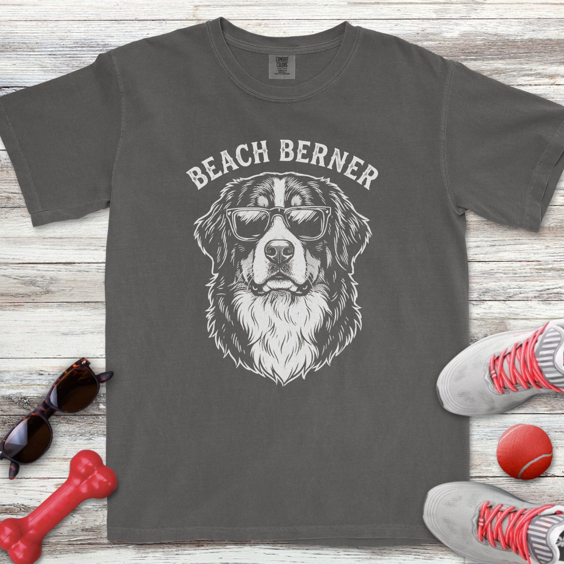 Bernese Mountain Dog Beach Berner T-Shirt